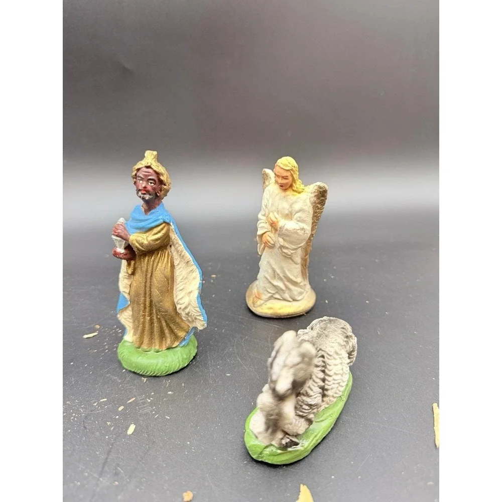 Vintage Christmas Nativity Figures and Stable Scene